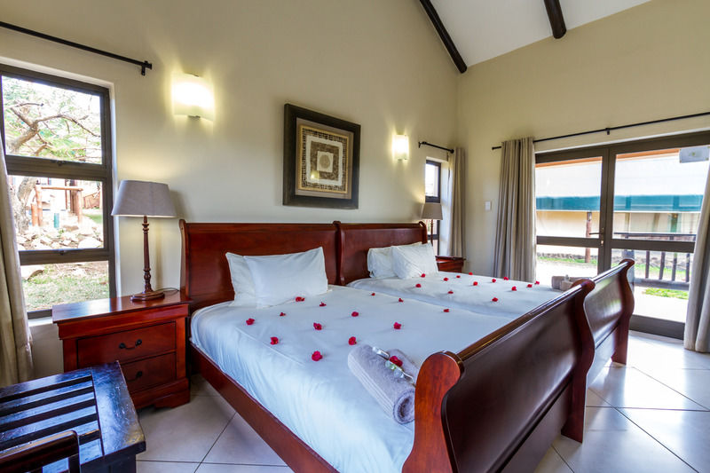 Zulu Nyala Game Lodge Hluhluwe Exteriör bild